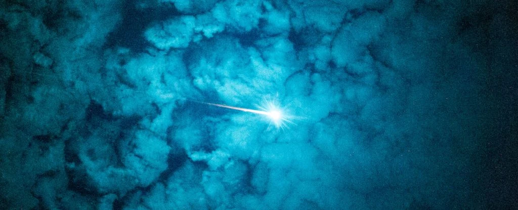 Güneşin Öfkesi, SpaceX Uydularını Gökyüzünden Düşürüyor