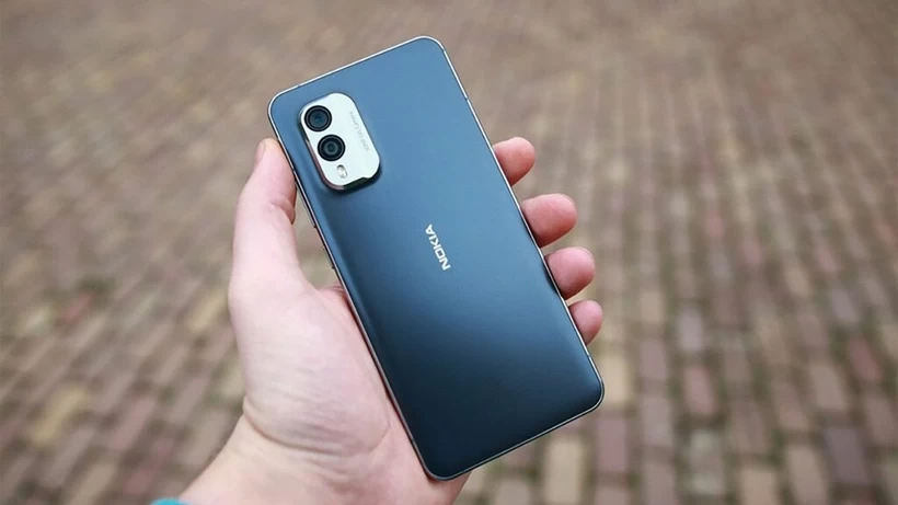 Nokia akıllı telefonlara veda etti